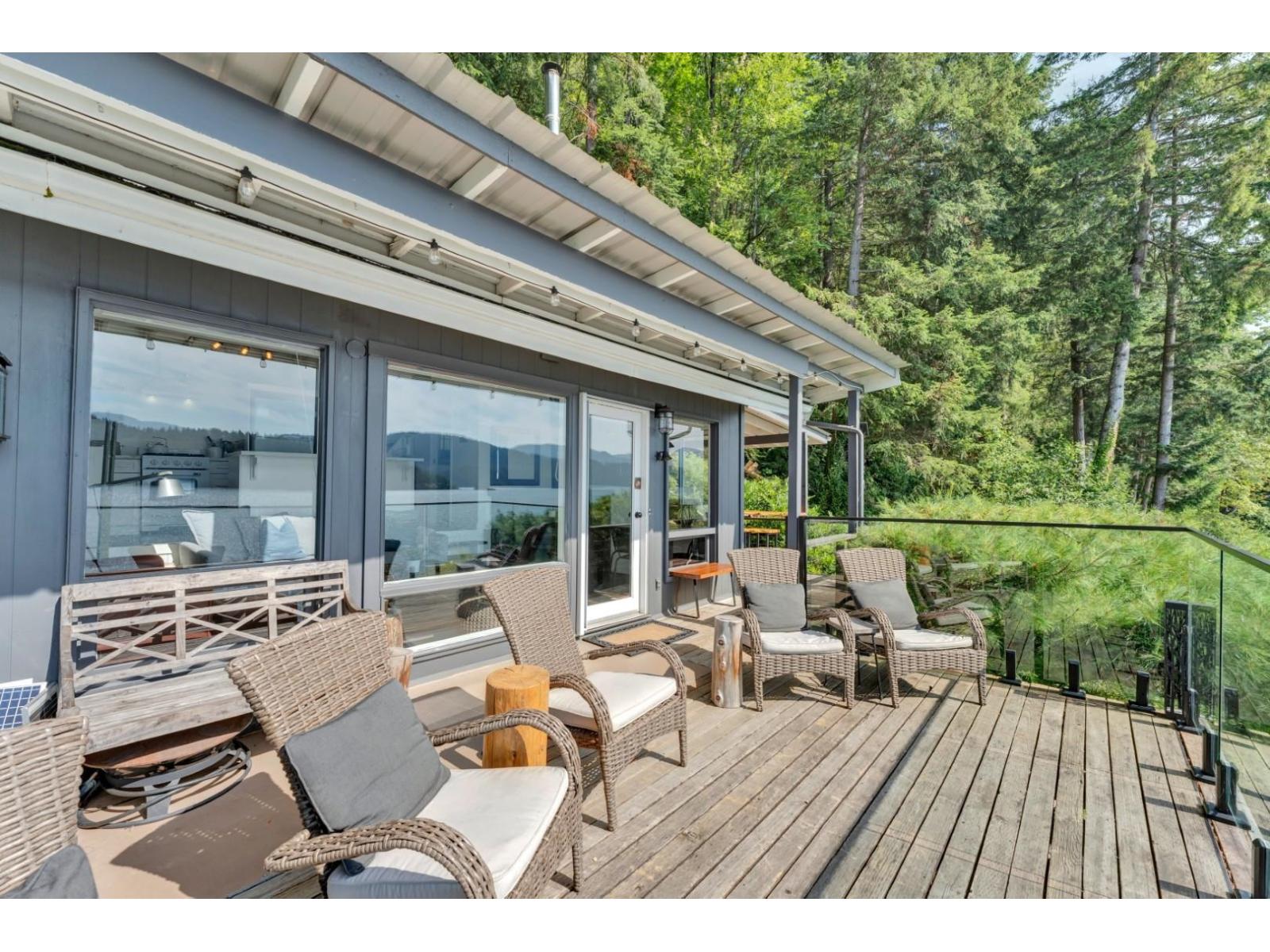 BLK C DL 355 CASCADE BAY, Harrison Lake, Harrison Hot Springs