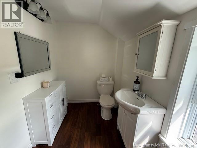 388 Victoria Street - Image 25