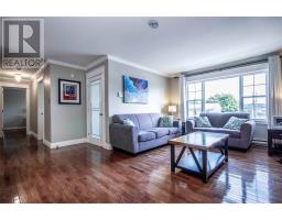 48 Canada Drive thumbnail 13