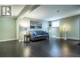 48 Canada Drive thumbnail 18