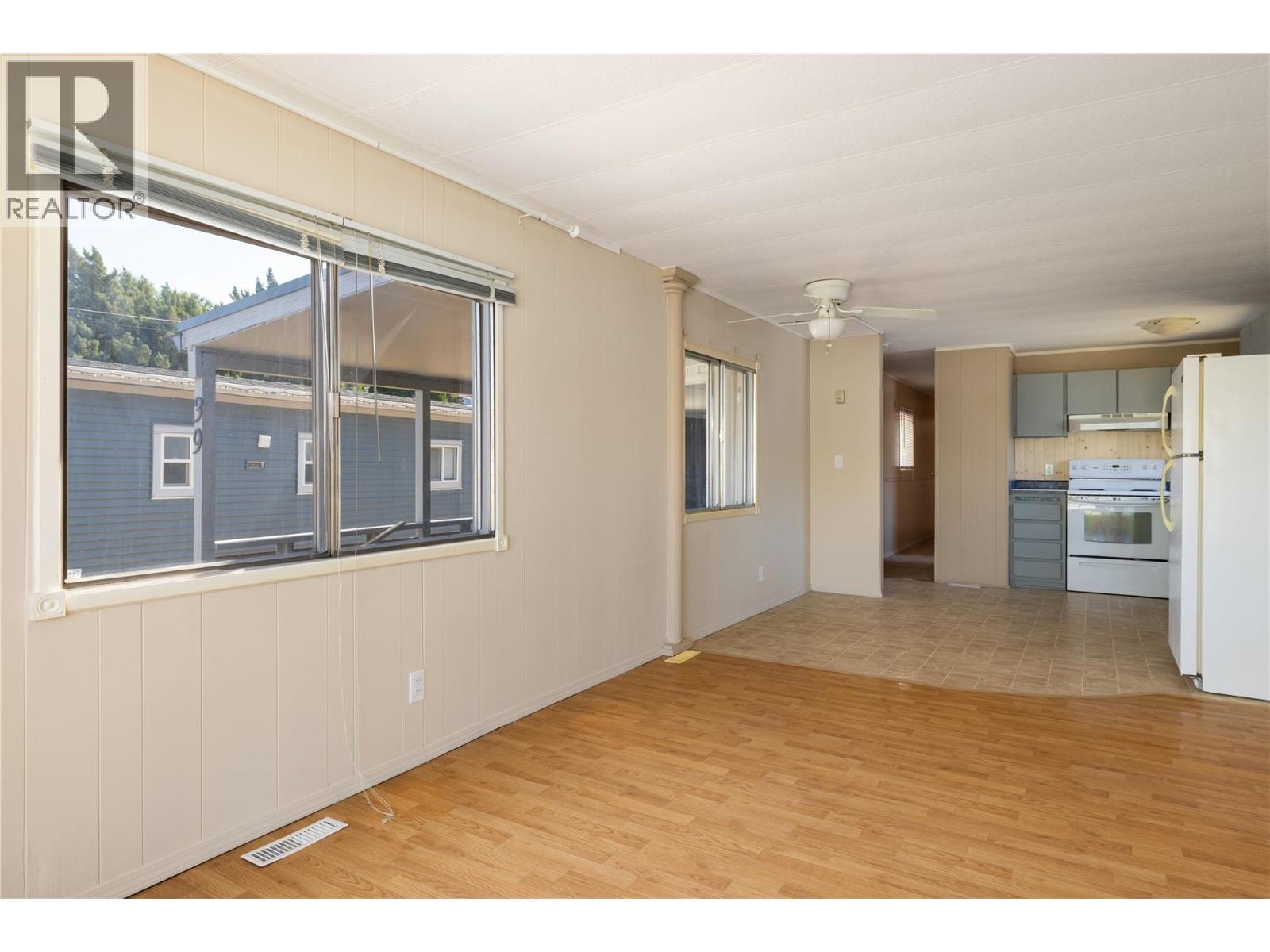#39 6902 Okanagan Landing Road - Image 8