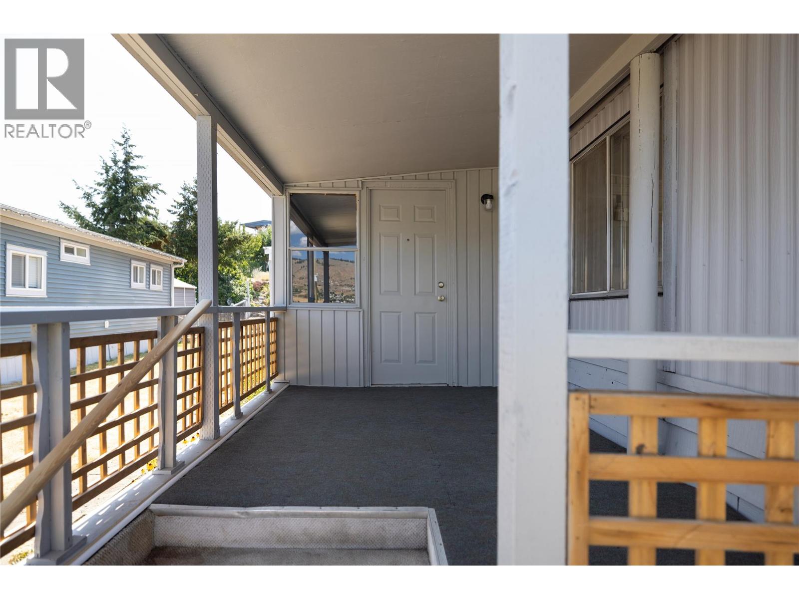 #39 6902 Okanagan Landing Road - 29