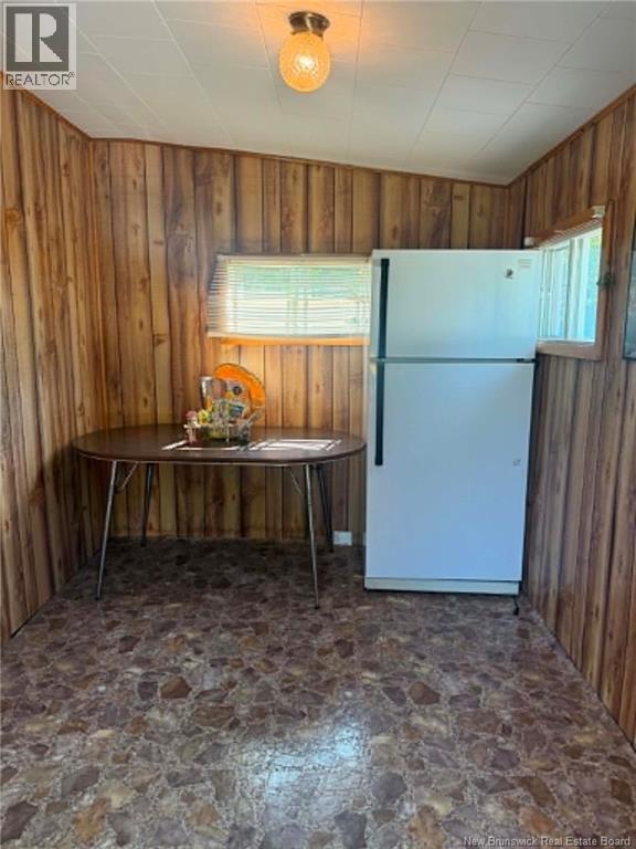 2393 King George Hwy - 8