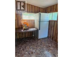 Kitchen - 2393 King George Hwy, Miramichi, NB E1V6W1 Photo 6