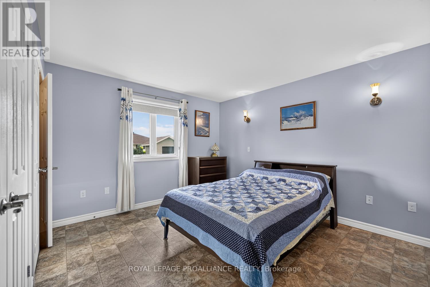 10726 WEST END TERRACE E - 25