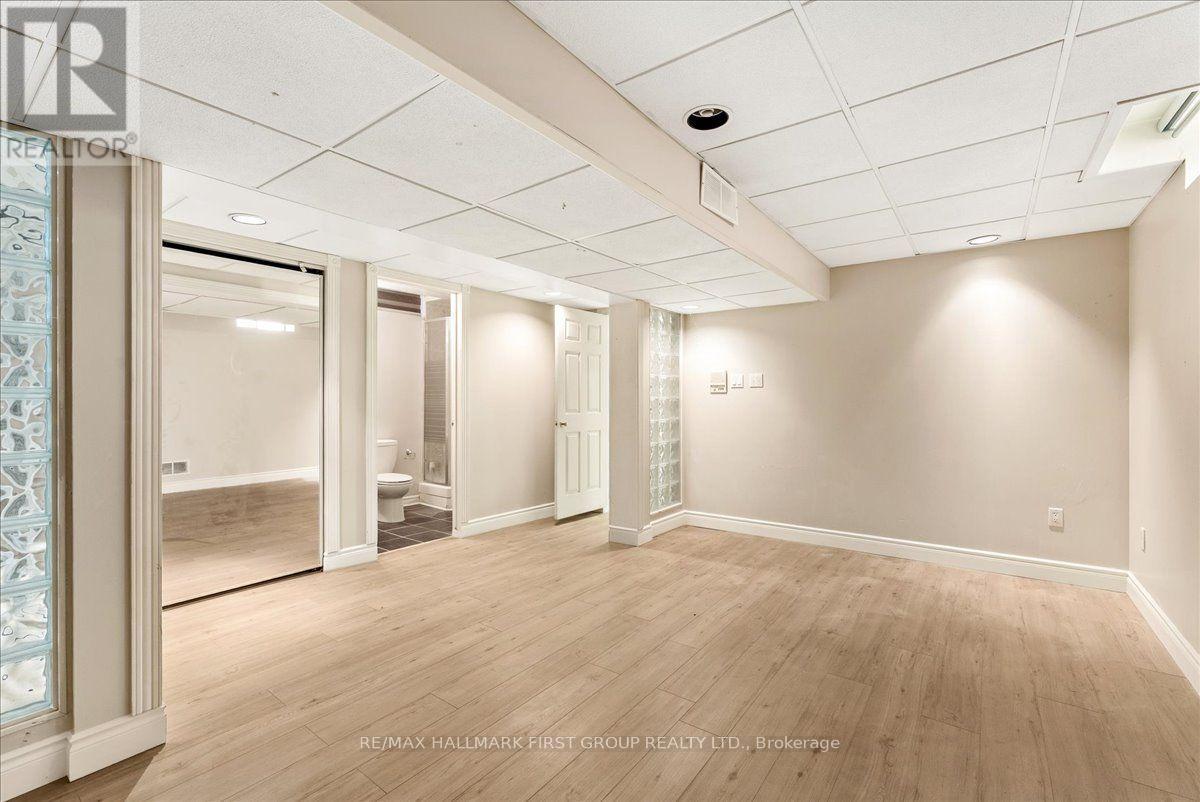 39 KEYS DRIVE - Image 32