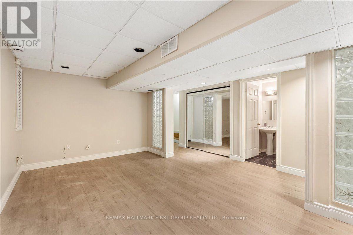 39 KEYS DRIVE - Image 33