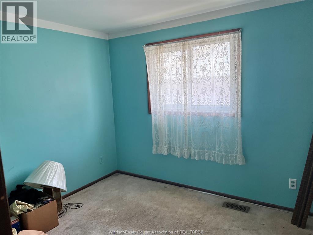 2729 RIVARD AVENUE - Image 11