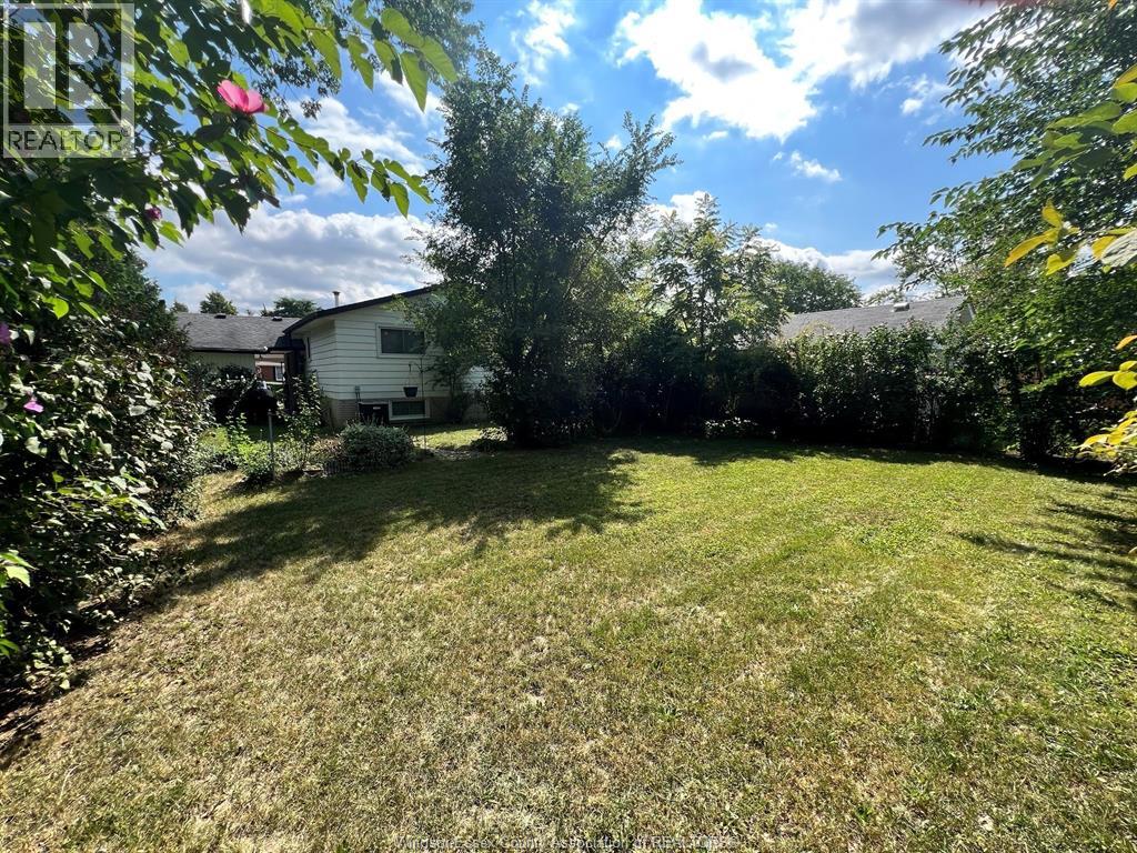 2729 RIVARD AVENUE - Image 19