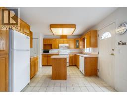 3315 El Casa Court, Coquitlam, BC V3E2P9 Photo 8