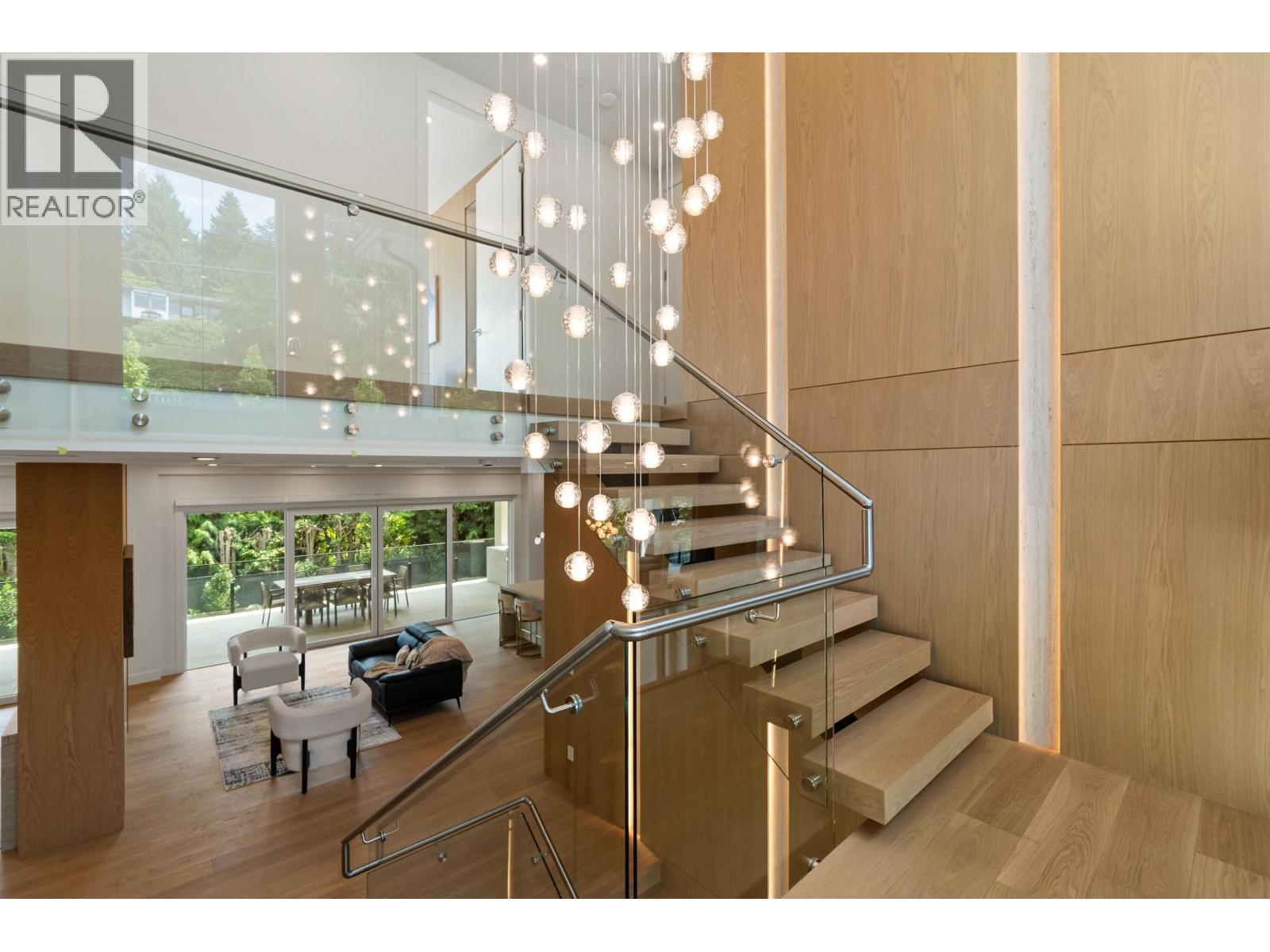 74 LAURIE CRESCENT, West Vancouver