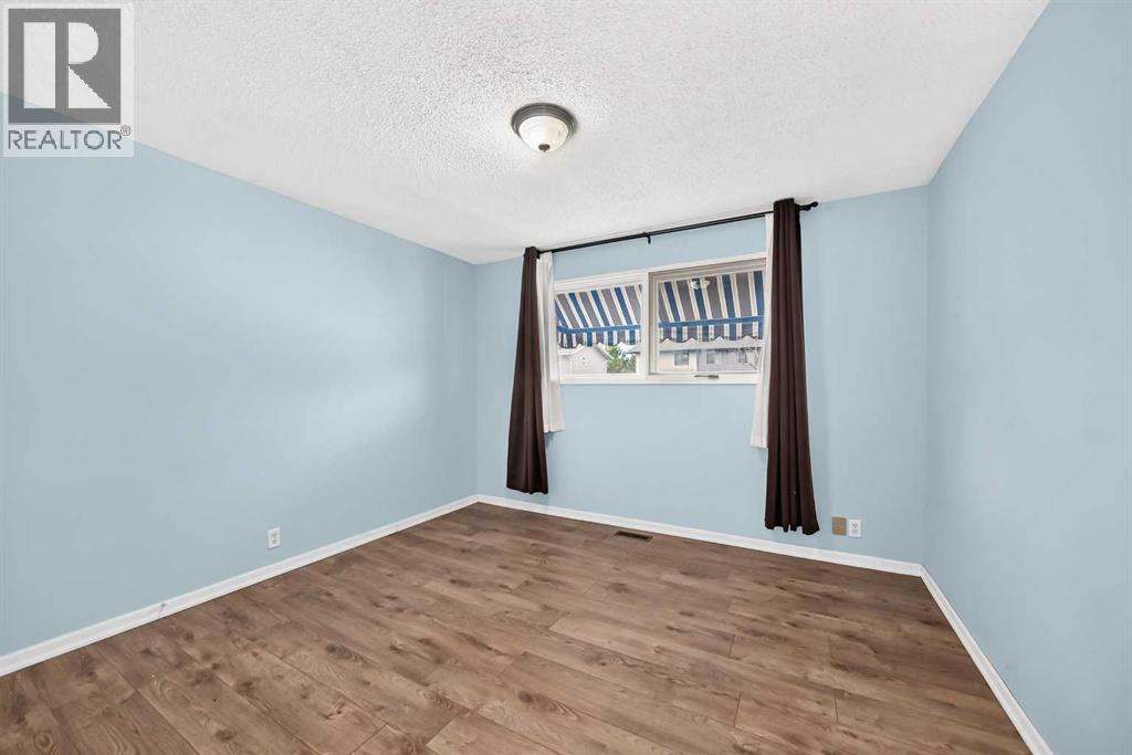 19 Falshire Drive NE - 19