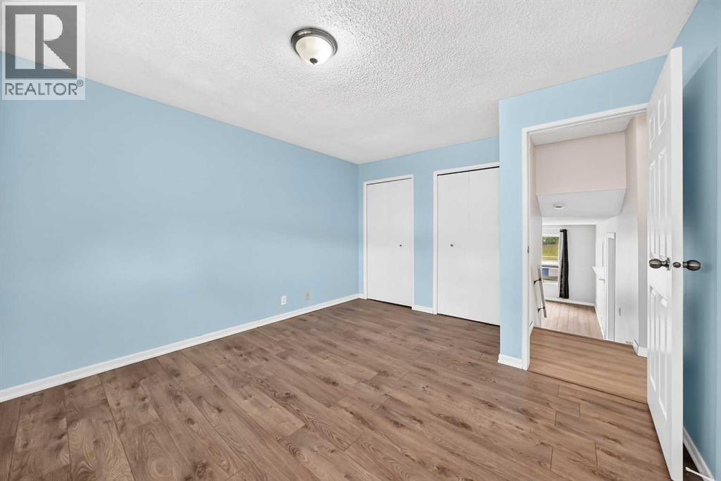 19 Falshire Drive NE - 21
