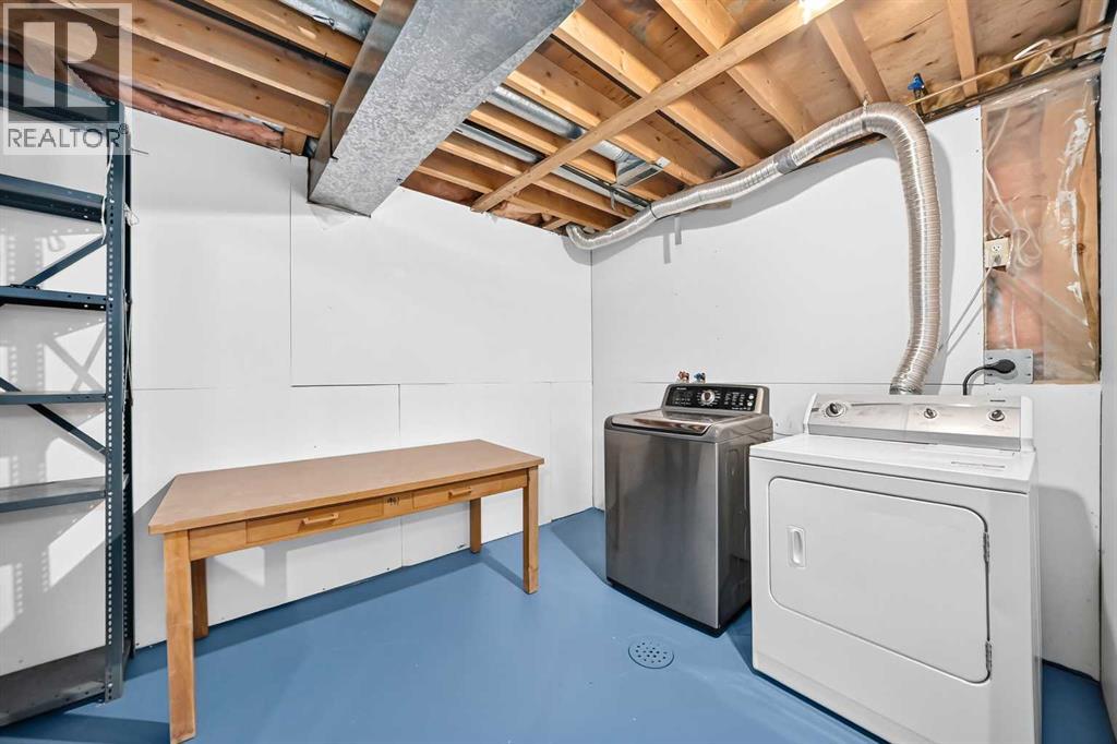 19 Falshire Drive NE - 36