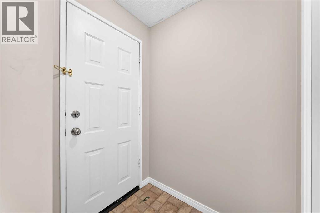 19 Falshire Drive NE - 5