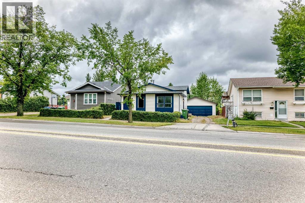 19 Falshire Drive NE - 50