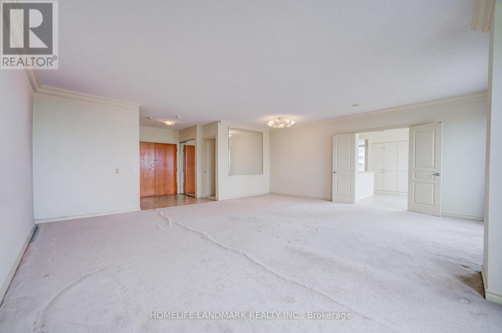 #LP115 9017 LESLIE STREET - 17