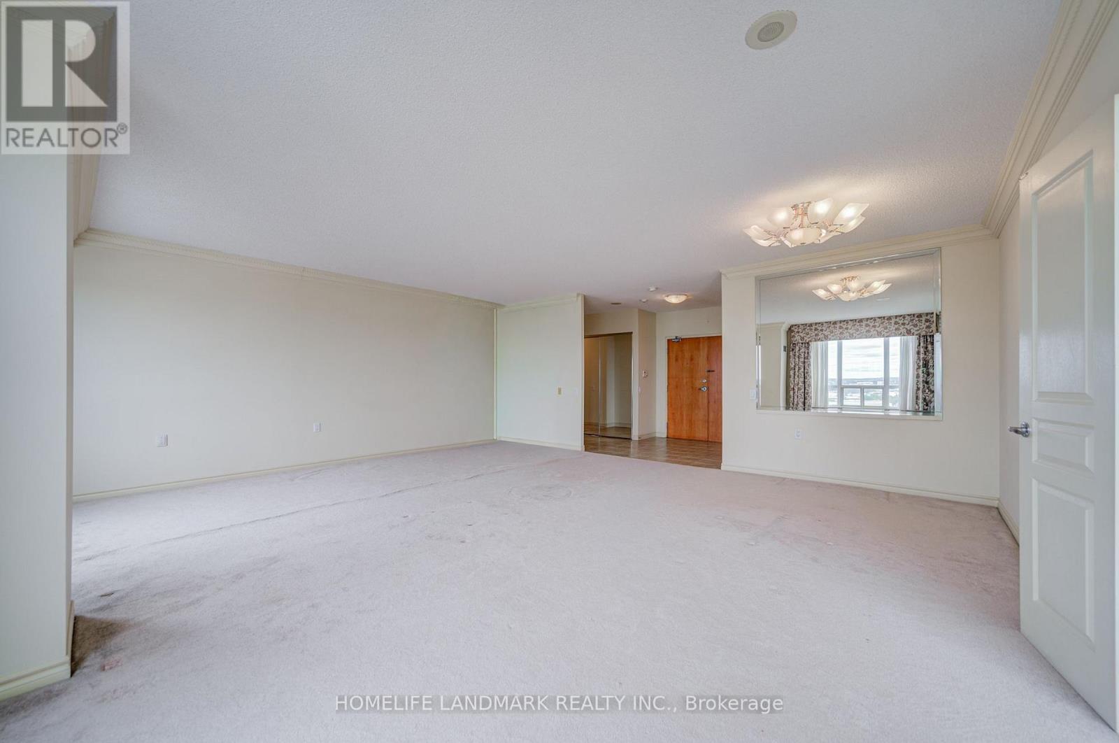 #LP115 9017 LESLIE STREET - 21