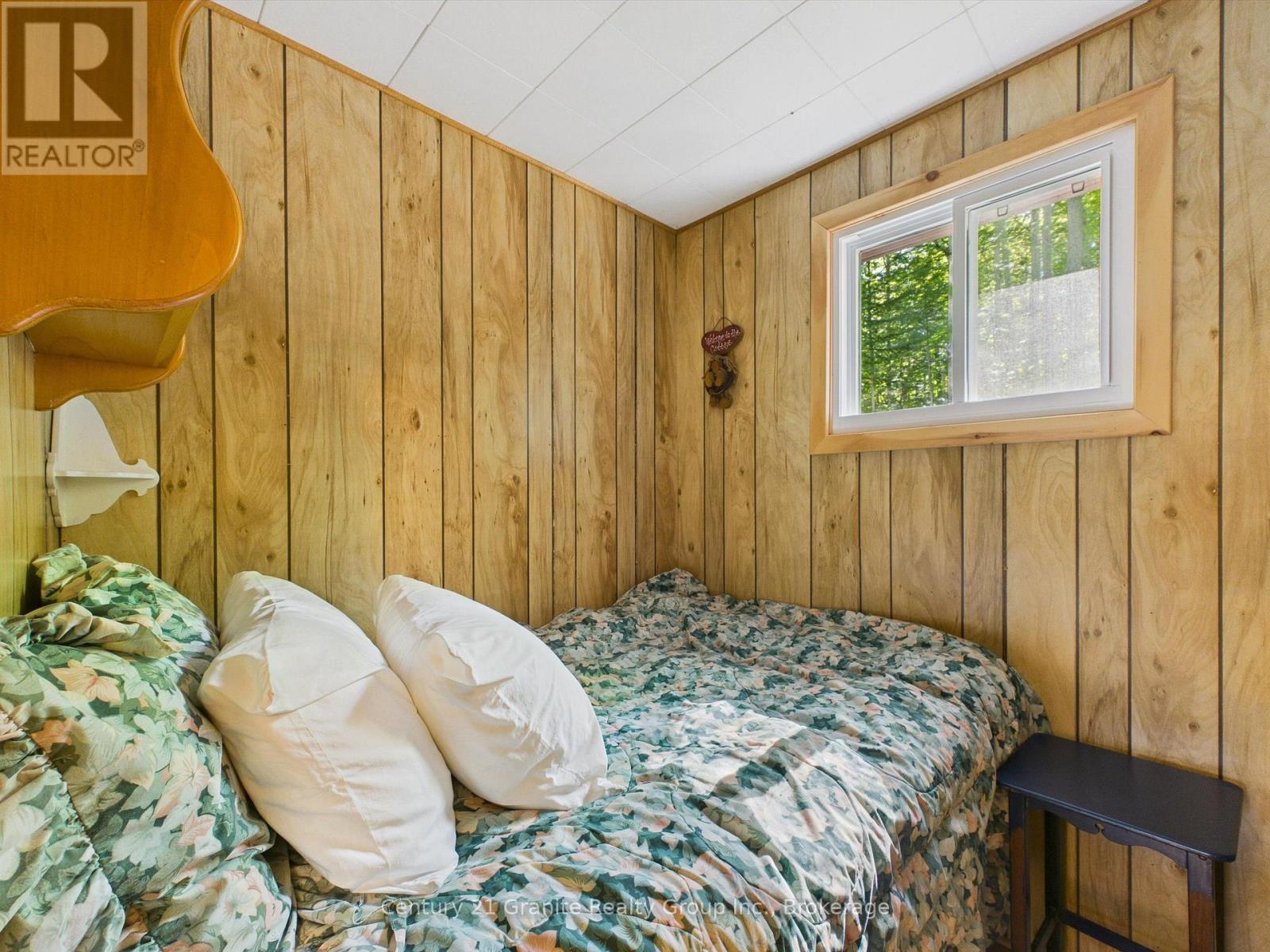 1045 HERITAGE LANE - 20