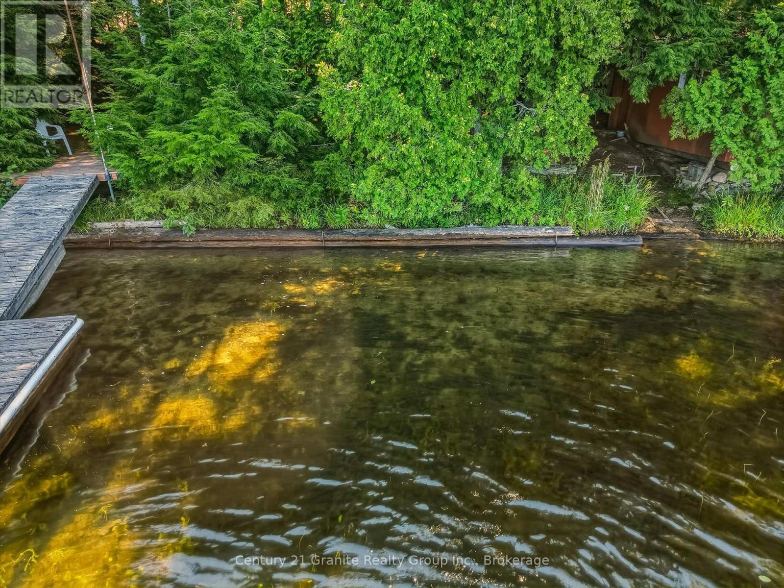 1045 HERITAGE LANE - Image 26