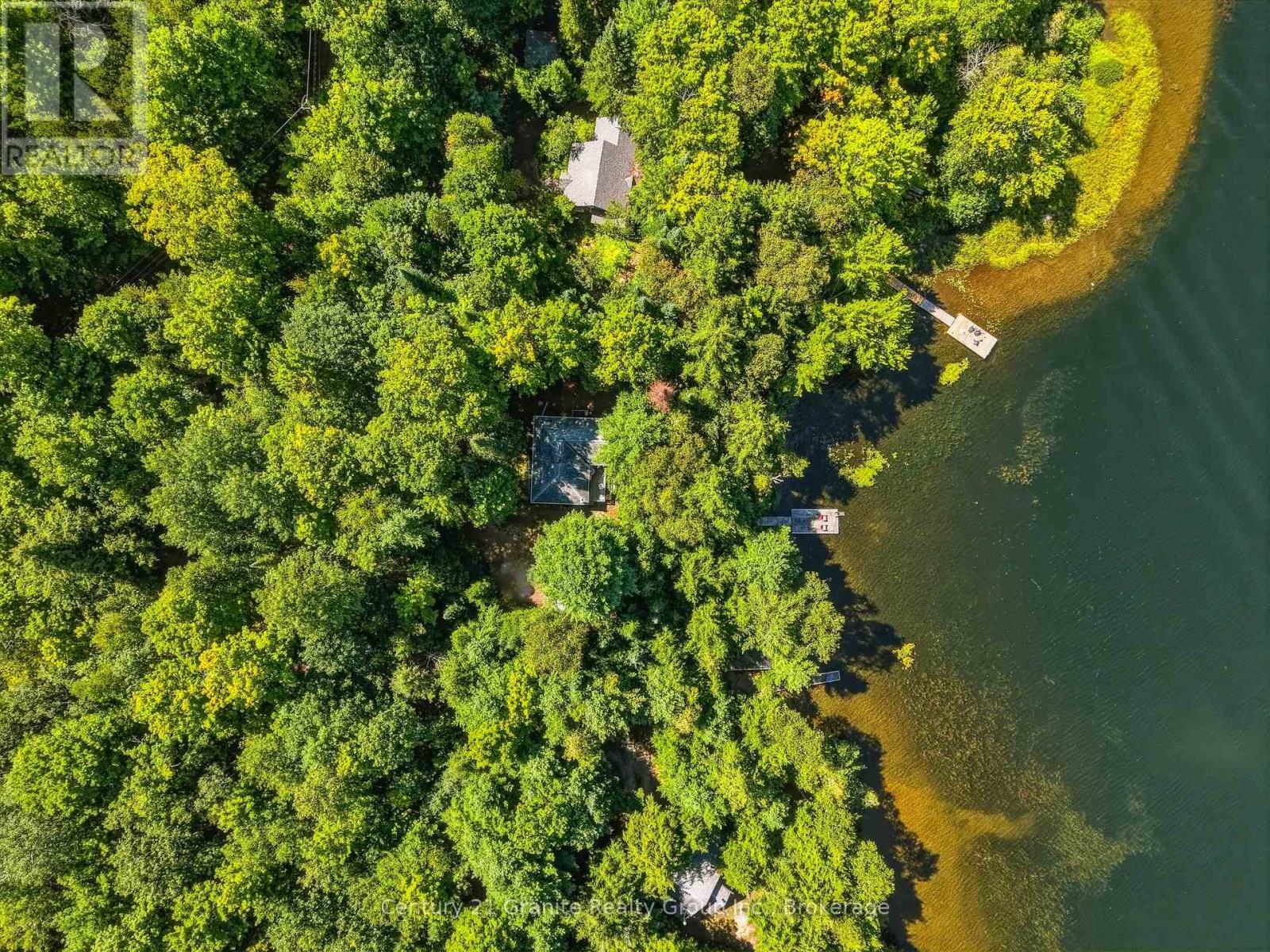 1045 HERITAGE LANE - 37