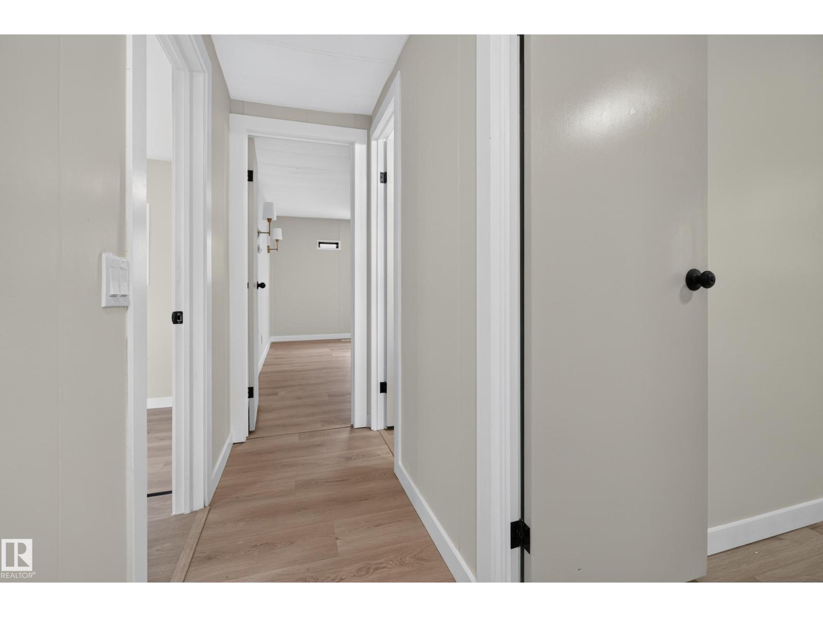 20 West View BV NW - 10