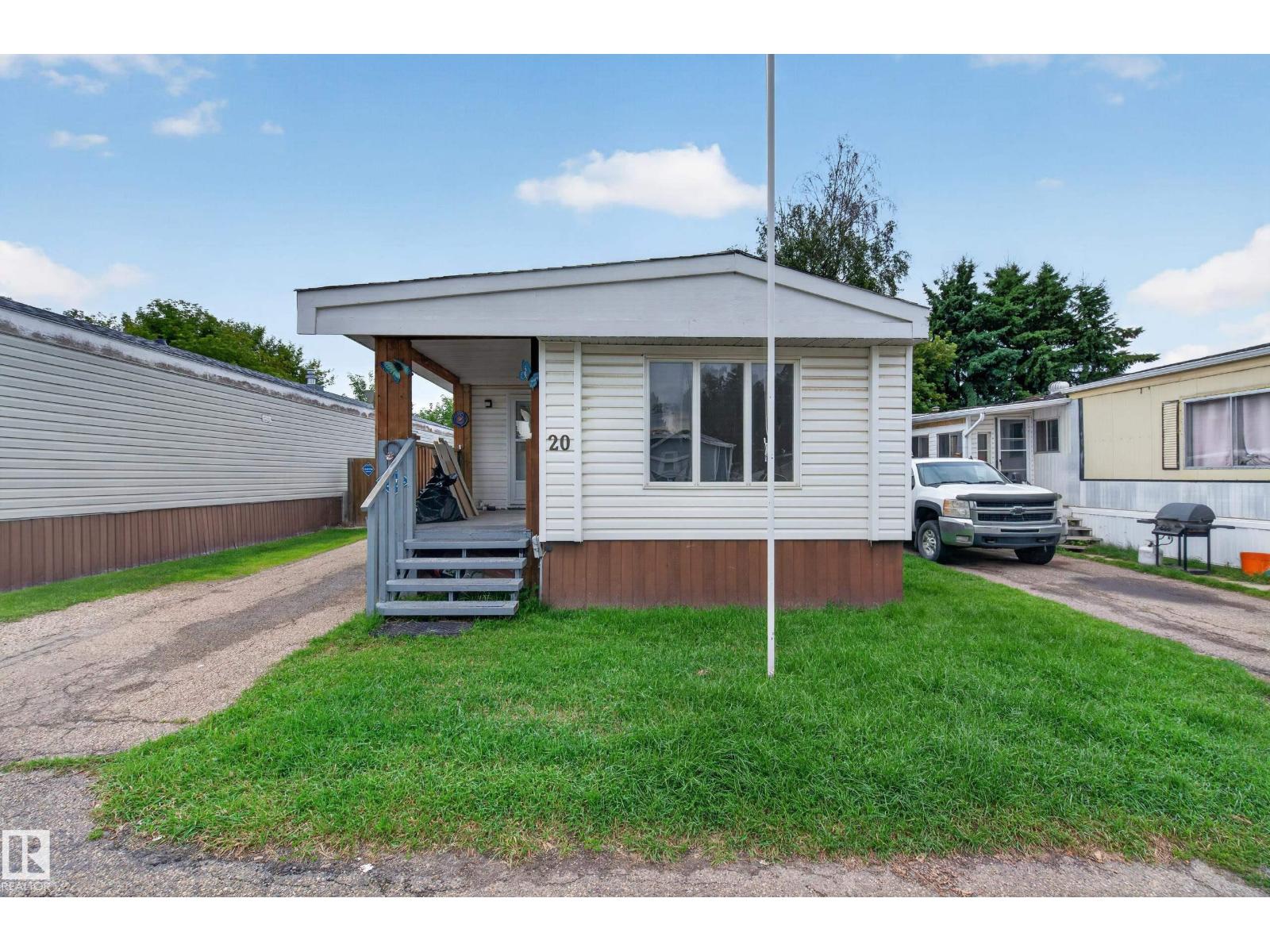 Property for sale at 20 West View BV NW