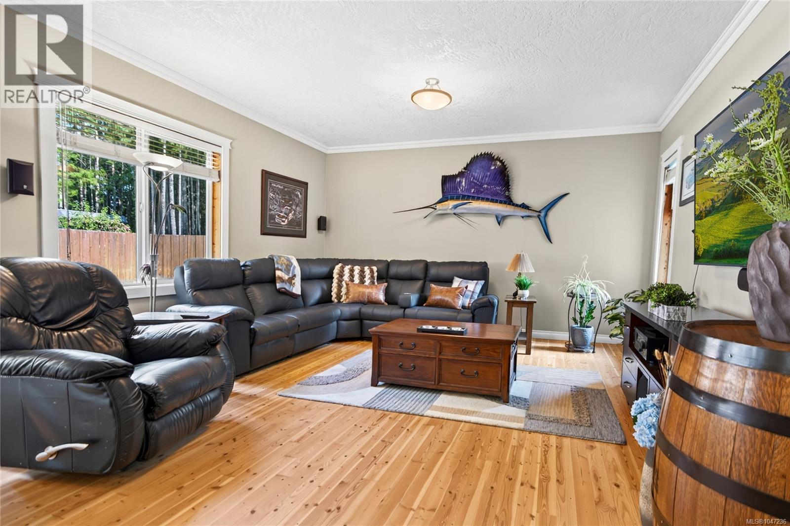 2042 Stevedor Rd - Image 16