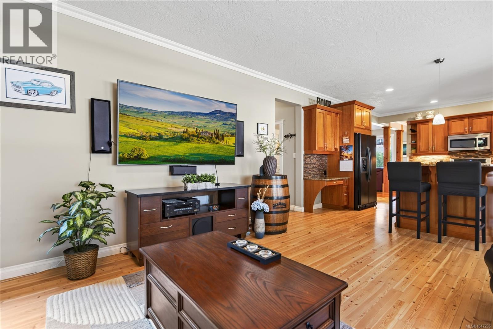 2042 Stevedor Rd - Image 24
