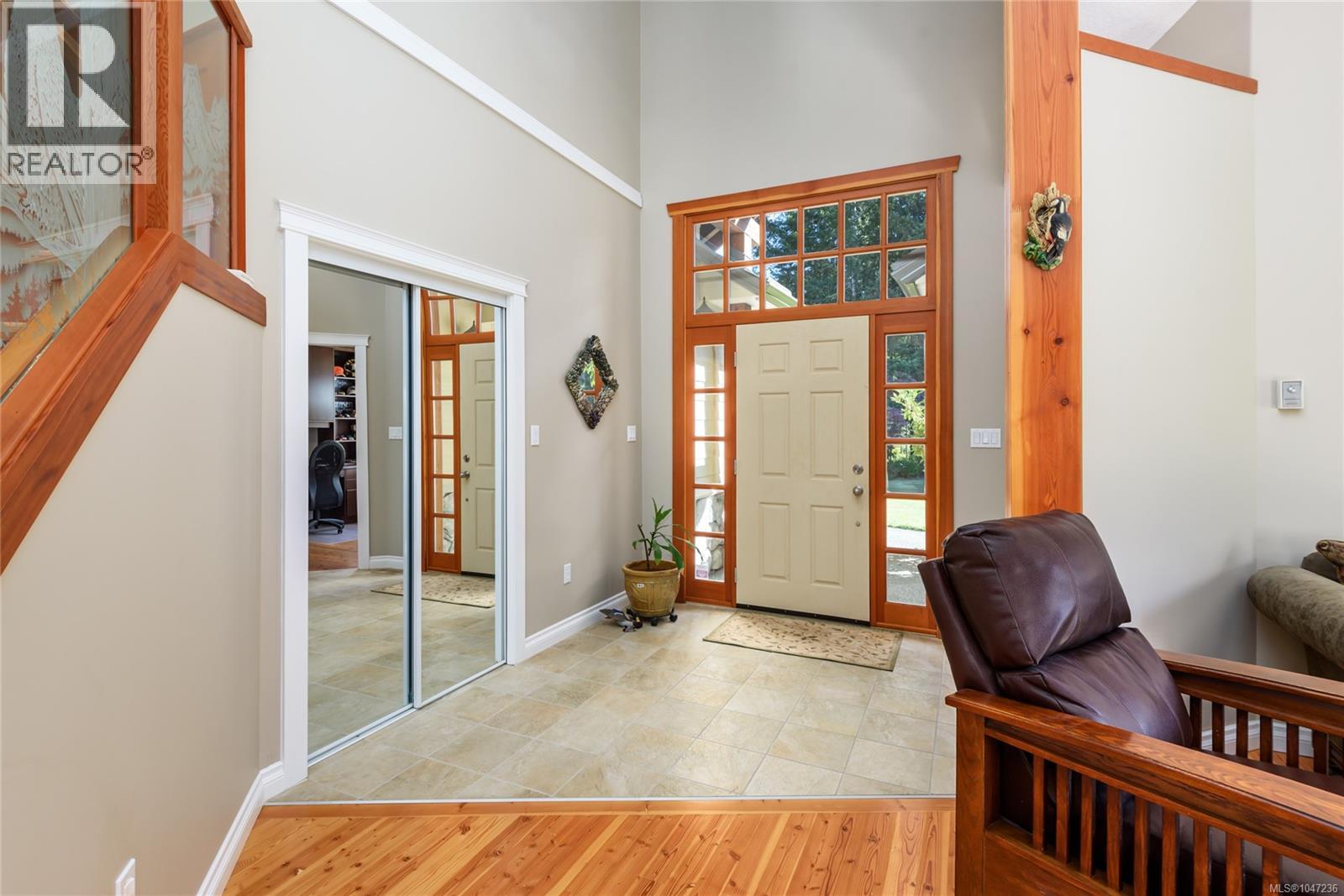 2042 Stevedor Rd - Image 30