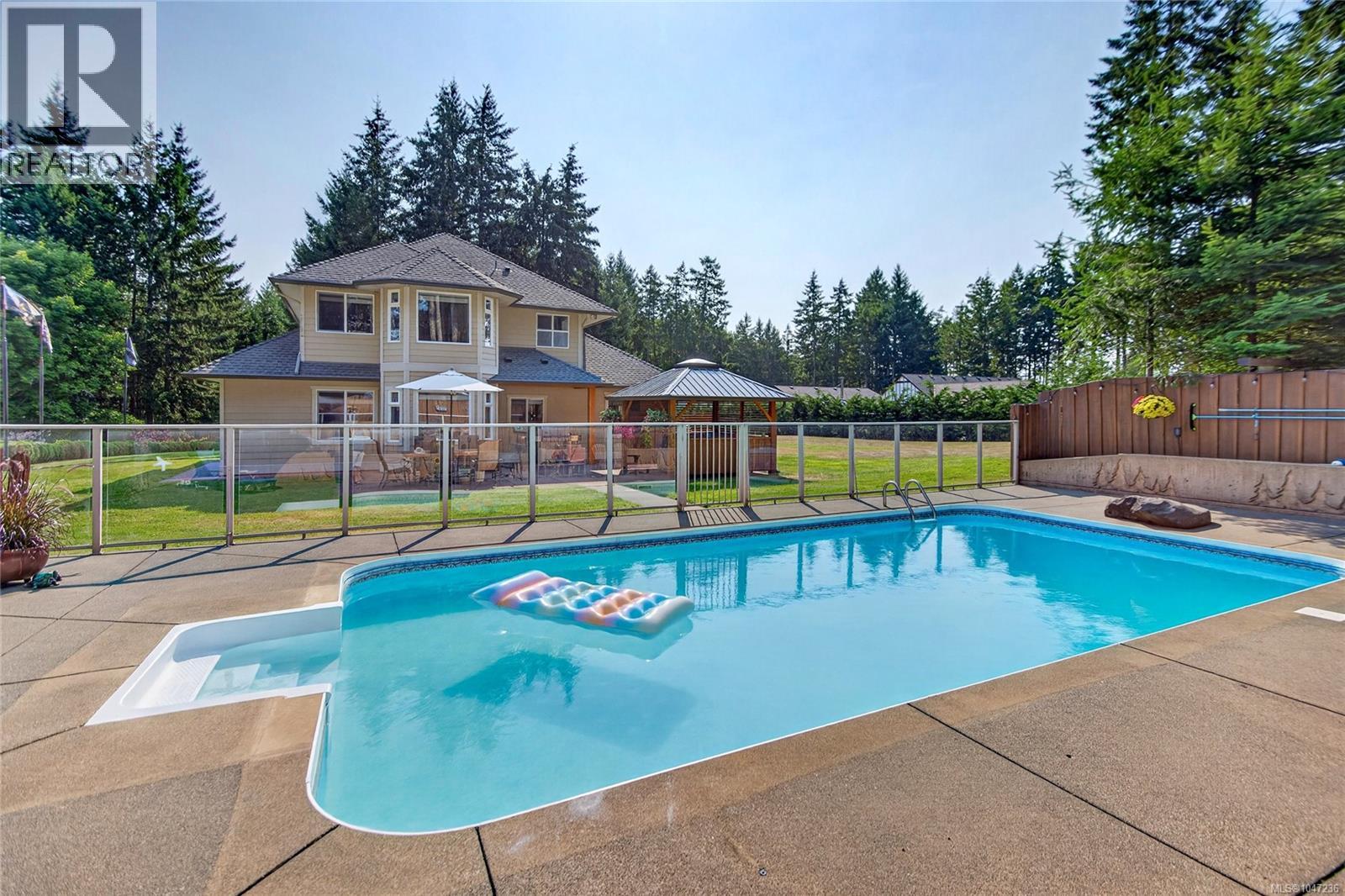 2042 Stevedor Rd - Image 59
