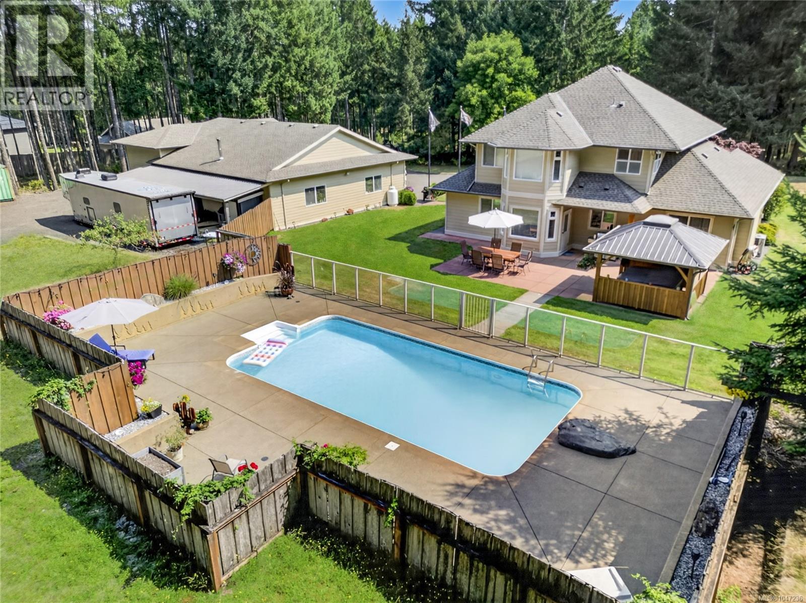 2042 Stevedor Rd - Image 64