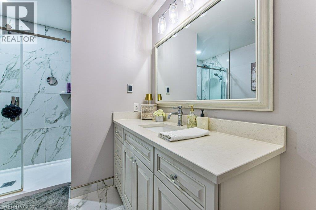 1543 TOWNLINE Road - Image 36