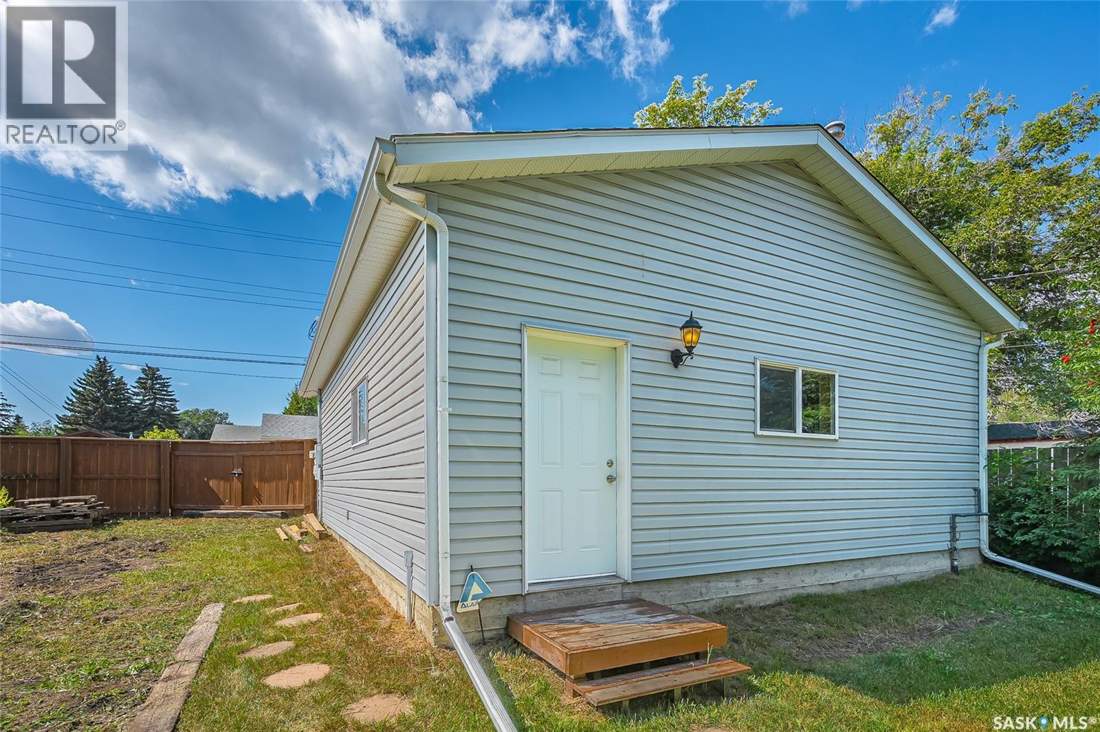 503 P AVENUE N - Image 32