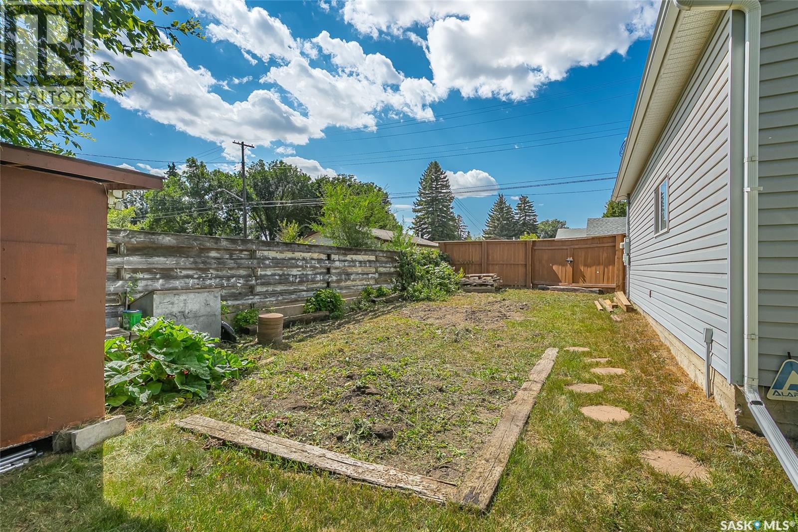 503 P AVENUE N - 36