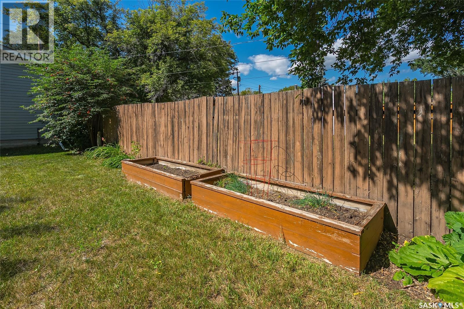 503 P AVENUE N - 34