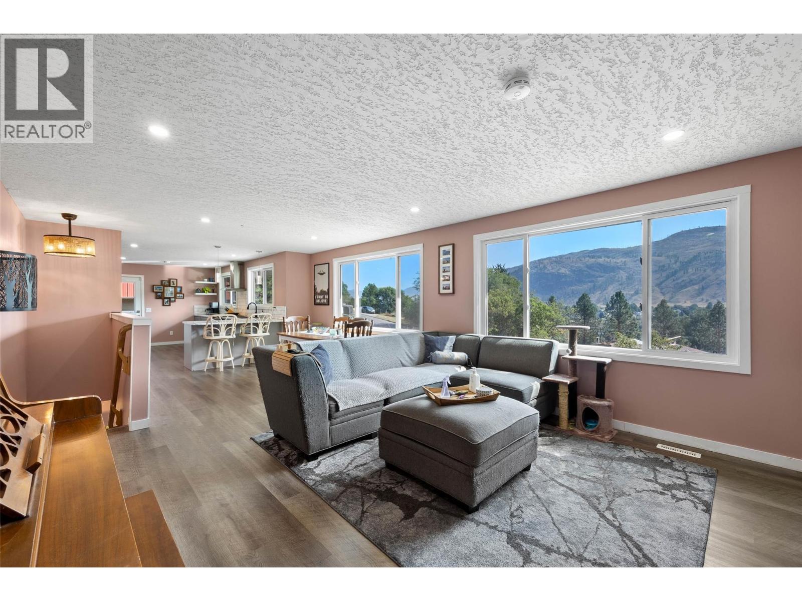4326 KARINDALE Road - 2