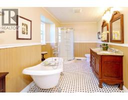 12612 215 Street, Maple Ridge, BC V4R2H3 Photo 32