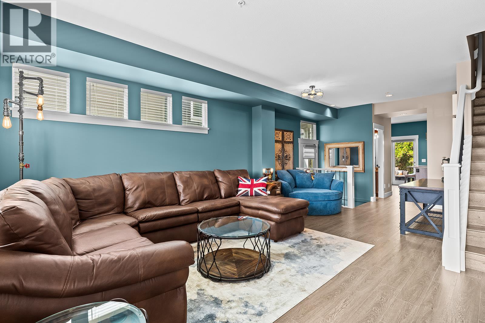 12905 Lake Hill Lane, Lake Country