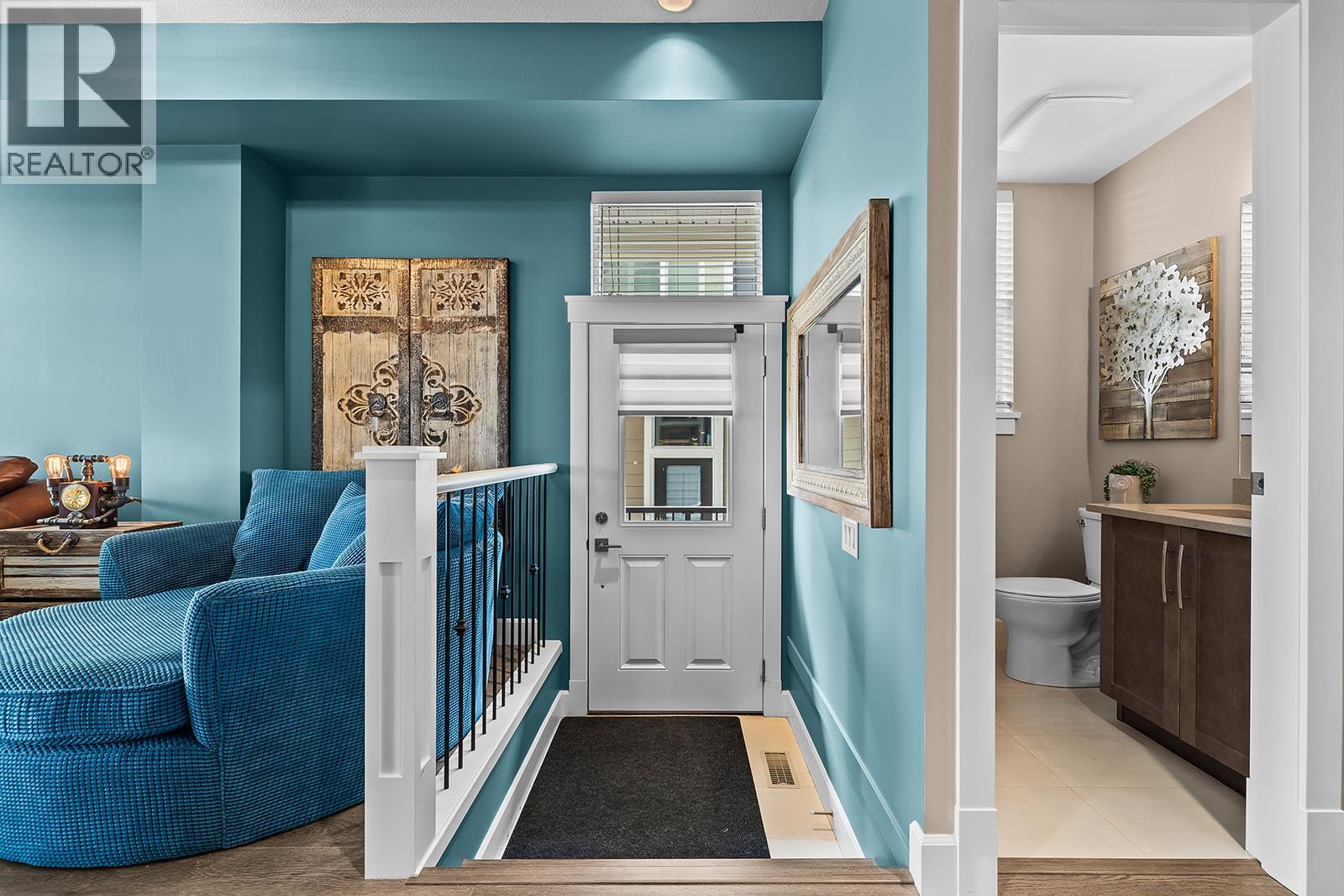 12905 Lake Hill Lane, Lake Country