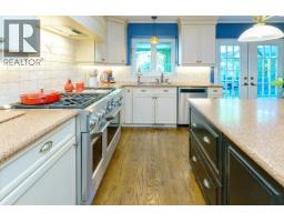 12612 215 Street, Maple Ridge, BC V4R2H3 Photo 10