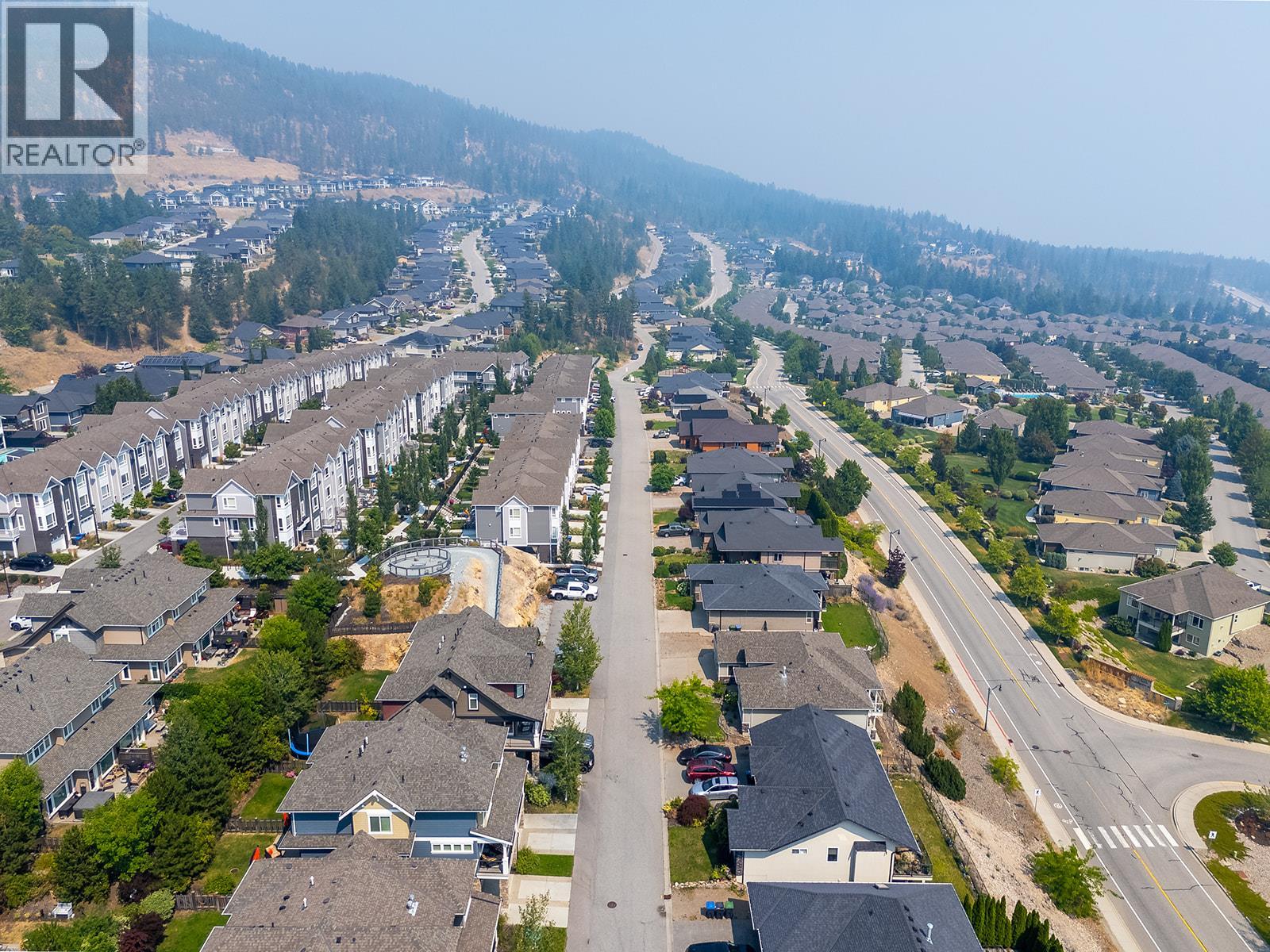 12905 Lake Hill Lane, Lake Country