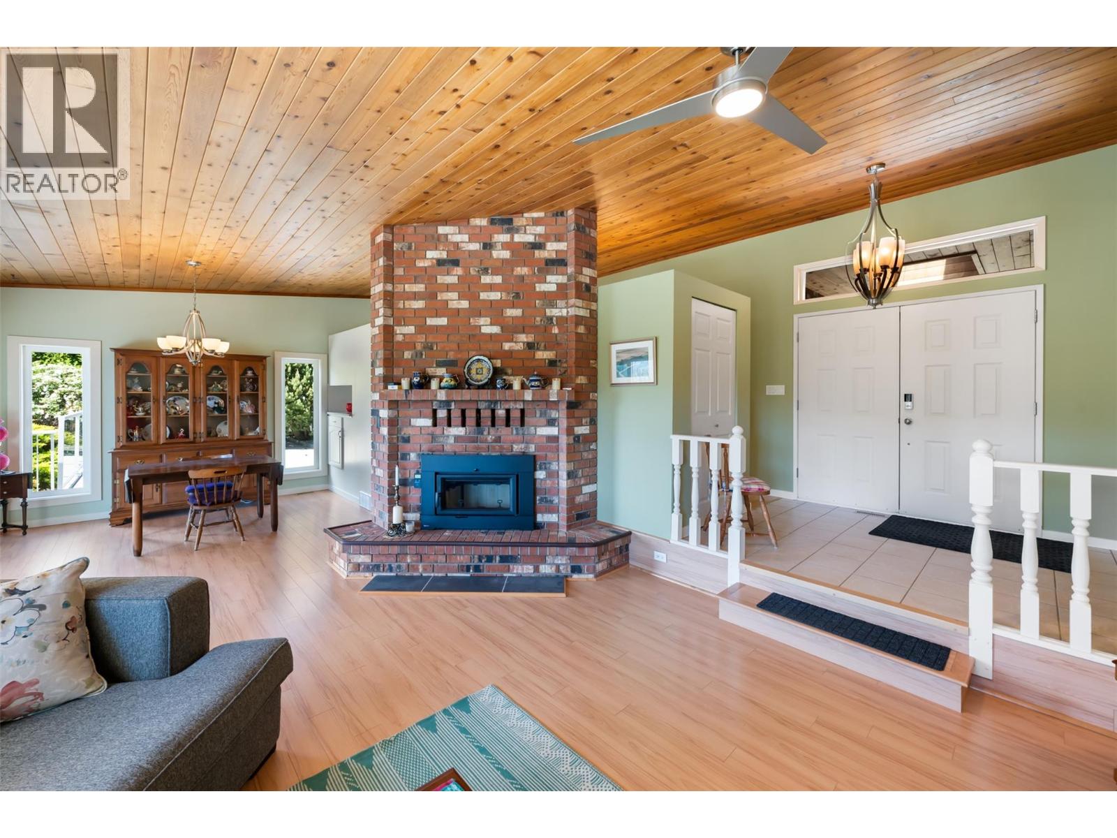 9931 CANYON VIEW Road - 10