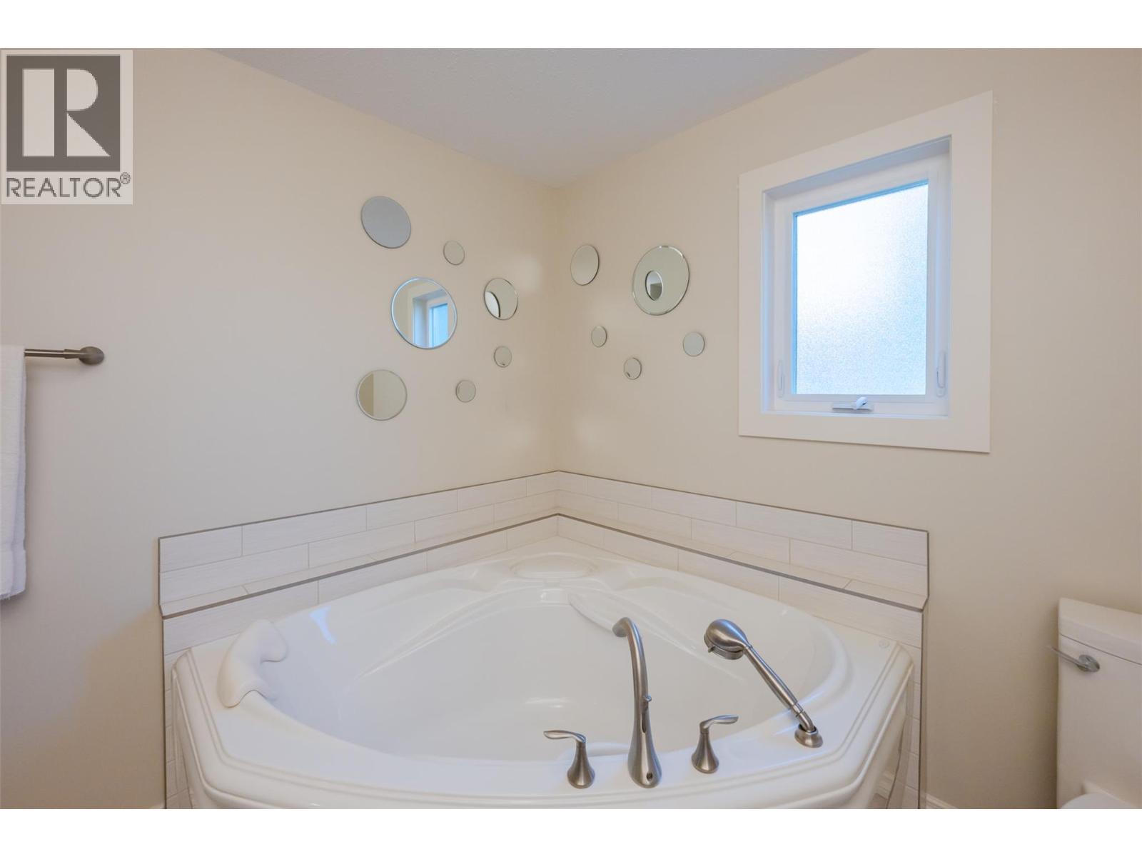 9931 CANYON VIEW Road - 27