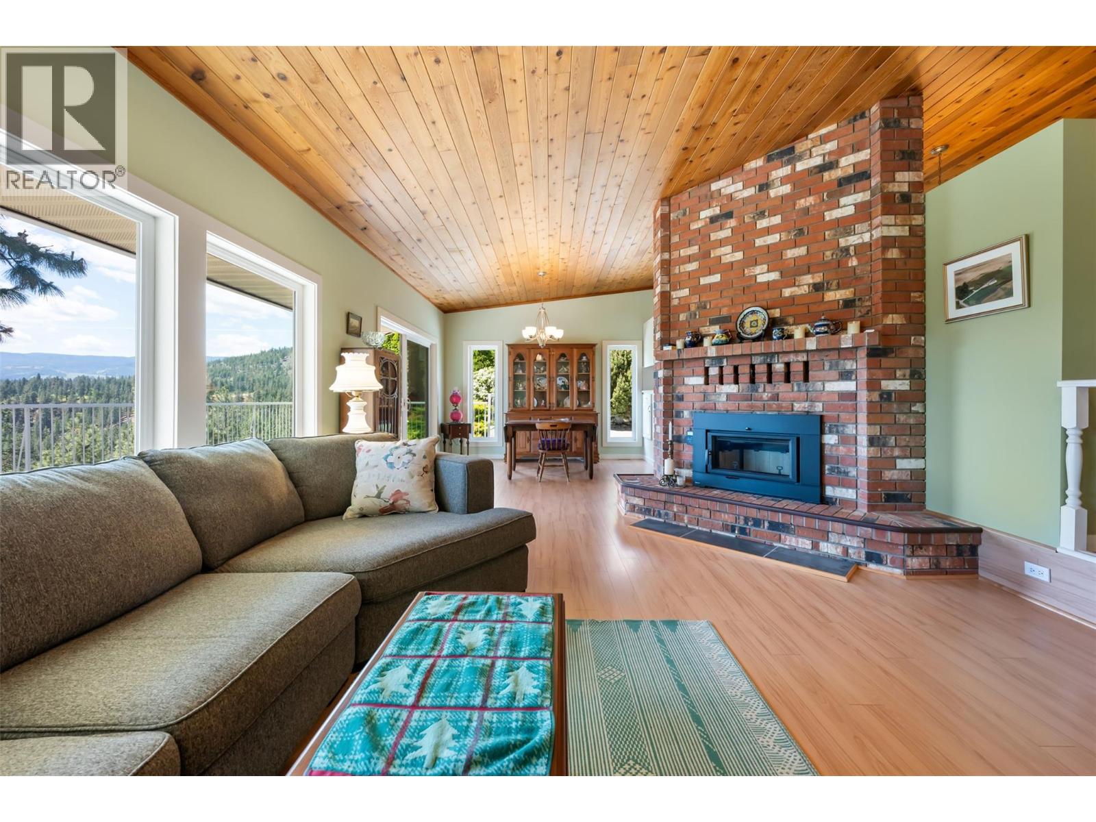 9931 CANYON VIEW Road, Summerland
