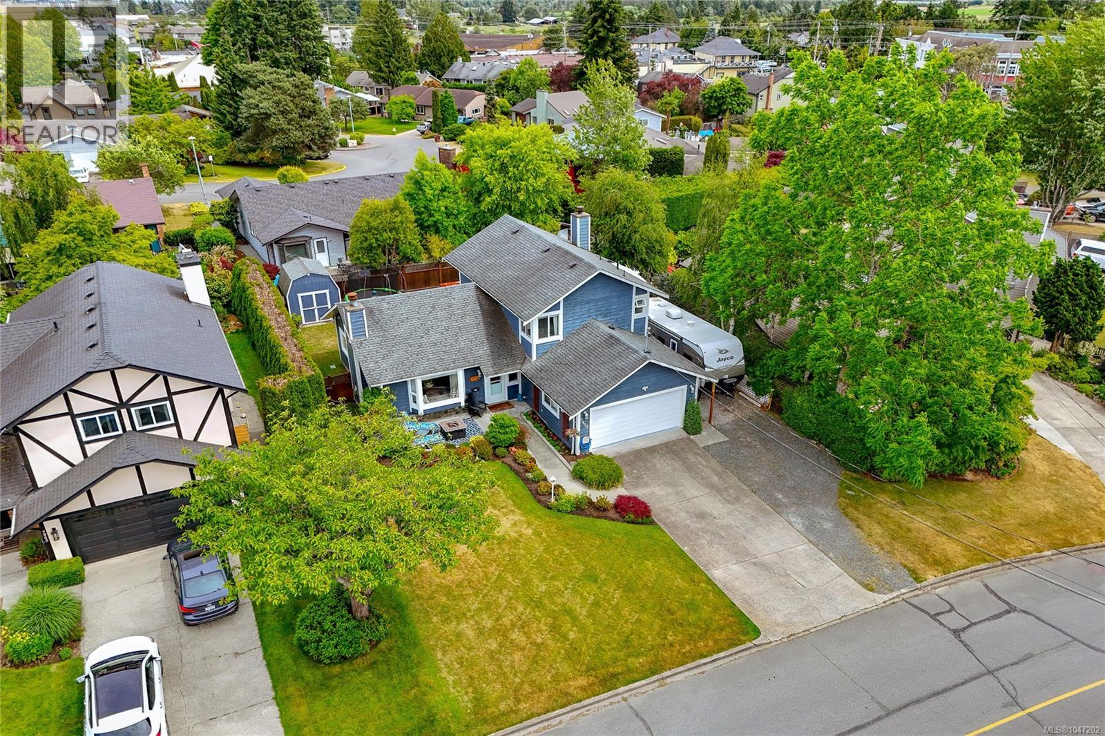 7859 Simpson Rd - 2