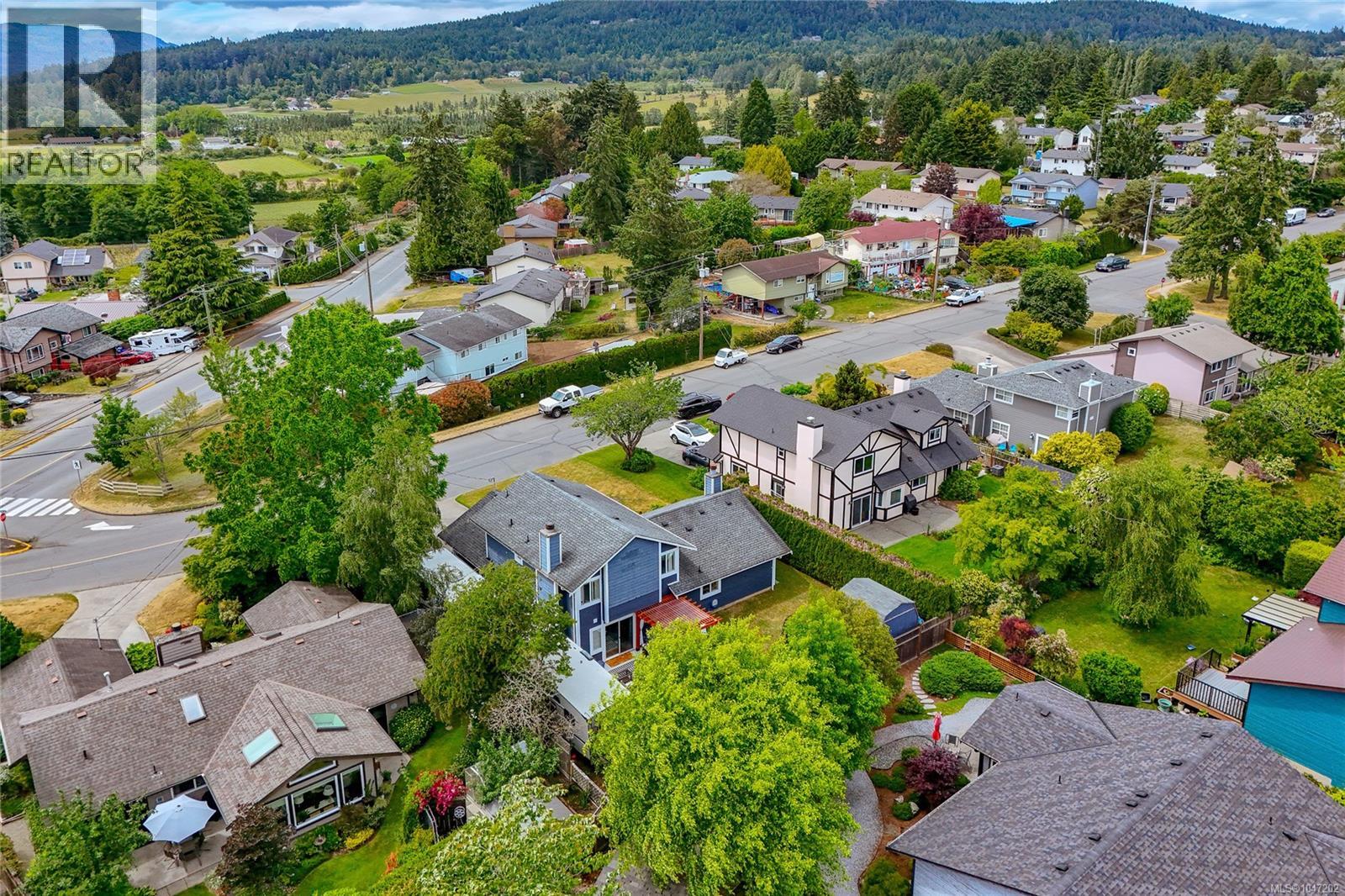 7859 Simpson Rd - 44