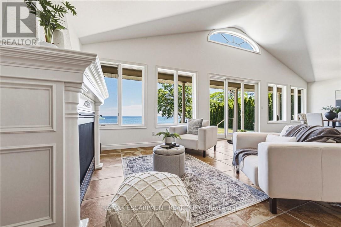 511 GLOVER ROAD - 13