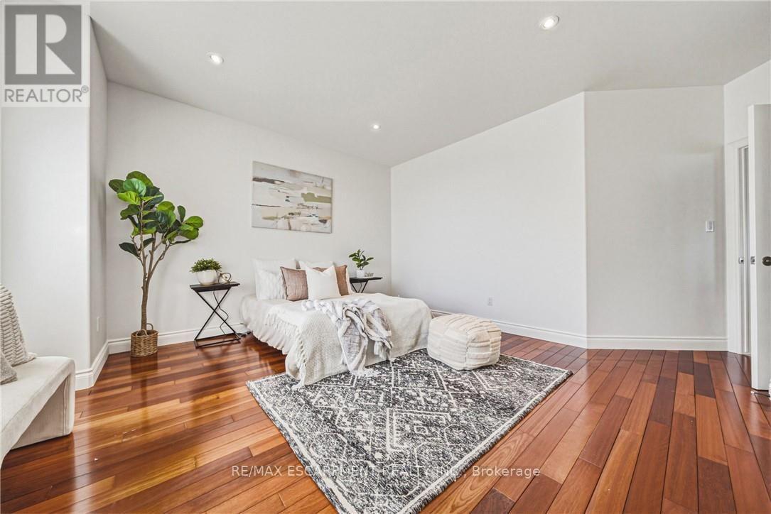 511 GLOVER ROAD - Image 32