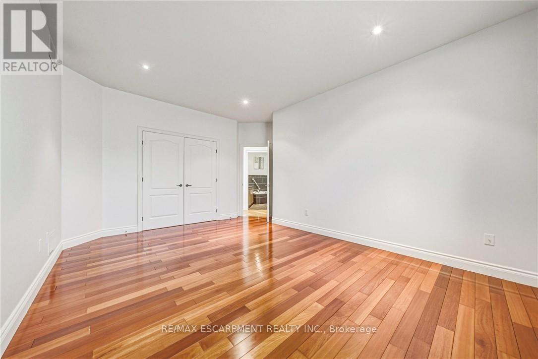 511 GLOVER ROAD - Image 36